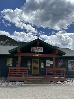 Gallatin River Guides by null