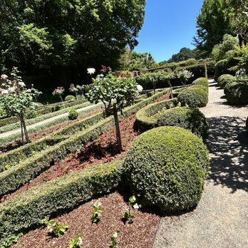 Filoli - Botanical garden - Botanical Gardens Near Me - Woodside, California Filoli - Botanical garden - Botanical Gardens Near Me - Woodside, California