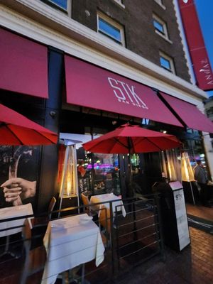 STK Steakhouse by null