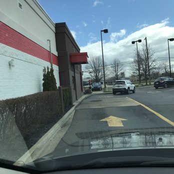 Arby's - Drive Thru window - Fast Food Near Me - Pontiac, Michigan