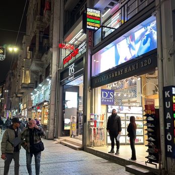 Cosmo Station - Cosmetics & Beauty Supply Near Me - Beyoğlu, 34 Cosmo Station - Cosmetics & Beauty Supply Near Me - Beyoğlu, 34