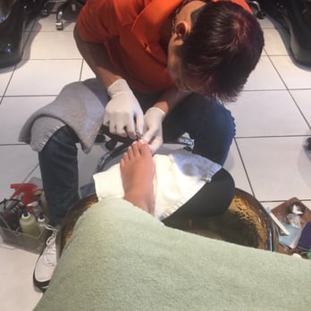 Mimi Nails Salon - Nail Salons Near Me - Aiea, Hawaii