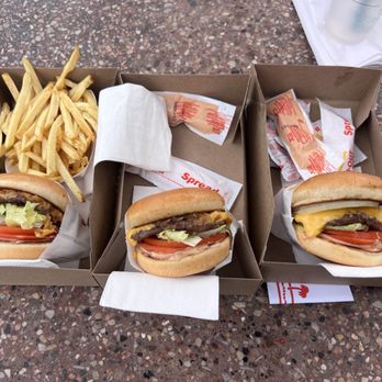 In-N-Out Burger - 9/3/26 FYI. Lunch. 3 Cheeseburgers & a shared fry - Burgers Near Me - Auburn, California In-N-Out Burger - 9/3/26 FYI. Lunch. 3 Cheeseburgers & a shared fry - Burgers Near Me - Auburn, California