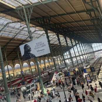 Gare du Nord - inside - Train Stations Near Me - Paris, 75 Gare du Nord - inside - Train Stations Near Me - Paris, 75