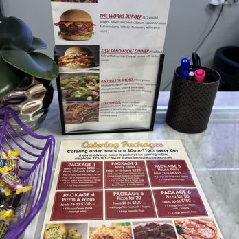 Phil's Pizza D'Oro - Pizza Near Me - Chicago, Illinois
