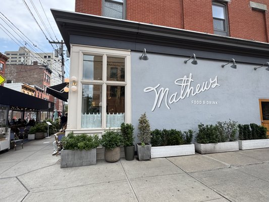 Mathews Food and Drink by null