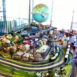 Modelleisenbahn Schaukasten