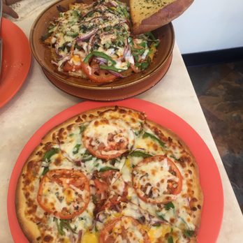 Amina Pizzeria - Pizza Near Me - Honolulu, Hawaii