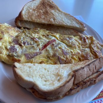 Uncle Joe's Diner - Western Omelette with white toast - Diners Near Me - Hamburg, New York Uncle Joe's Diner - Western Omelette with white toast - Diners Near Me - Hamburg, New York