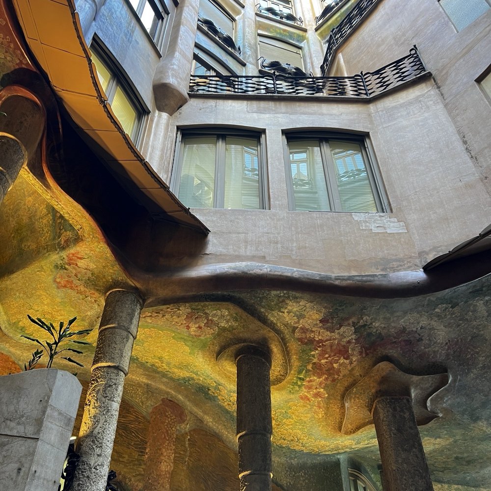 Casa Batlló - Landmarks & Historical Buildings Near Me - Barcelona, B Casa Batlló - Landmarks & Historical Buildings Near Me - Barcelona, B
