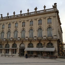 Grand Hôtel de la Reine - Facade
