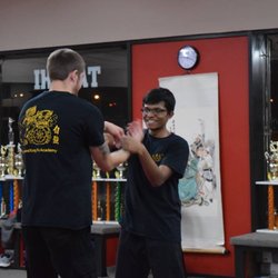 Hoi Fa Siu Lum Kung Fu Academy - Wing Chun drills