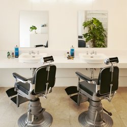 The Barber Paradox - For appointments please give us a call 044 210 32 34 or book online https://thebarberparadox.hairlist.ch/meinWunschtermin