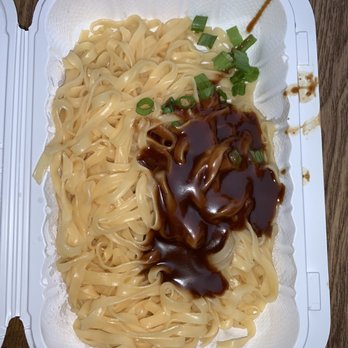 King Dumplings - 8/15/20 yellow noodle with peanut sauce - Chinese Near Me - New York, New York