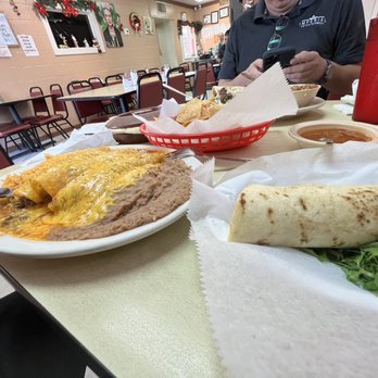 TAQUERIA EL CHATO - Updated December 2024 - 111 Photos & 38 Reviews