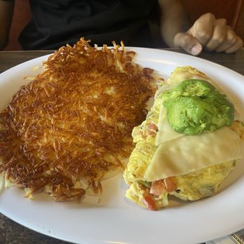 Fallbrook Cafe - Vegetarian Omelet - Cafes Near Me - Fallbrook, California