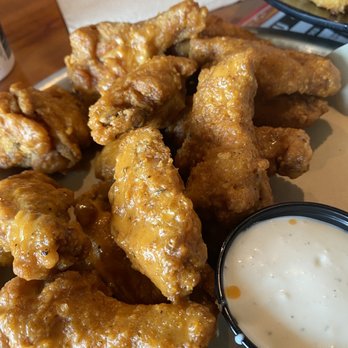Hooters - Small little cold wings. - Sports Bars Near Me - West Melbourne, Florida