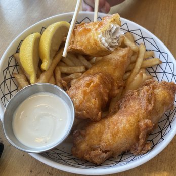 NDMK Fish House - Fish and chips- mahi-mahi - Sushi Bars Near Me - Avalon, California NDMK Fish House - Fish and chips- mahi-mahi - Sushi Bars Near Me - Avalon, California