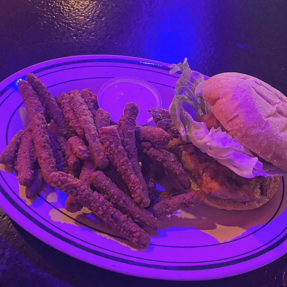 Boondocks Bar & Grill Image