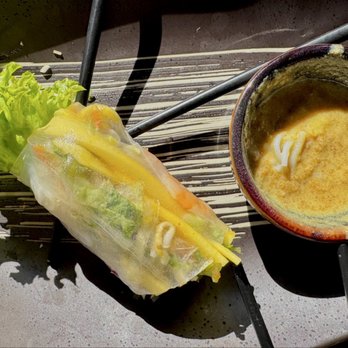Mama Cook - Spring rolls - we loved them! - Vietnamese Near Me - Berlin, BE Mama Cook - Spring rolls - we loved them! - Vietnamese Near Me - Berlin, BE