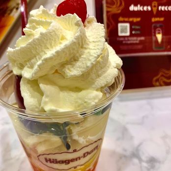 Häagen-Dazs - Banana split- yummm - Juice Bars & Smoothies Near Me - Paramus, New Jersey