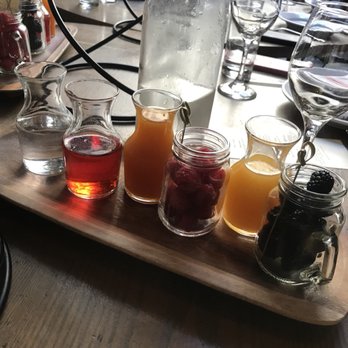 Via 13 - DIY prosecco bar - Italian Near Me - New York, New York Via 13 - DIY prosecco bar - Italian Near Me - New York, New York