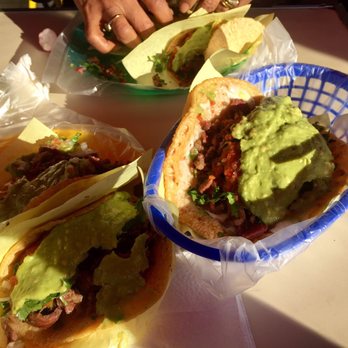 Tacos El Ruso - Tacos de asada con todo !! - Tacos Near Me - Tijuana, BCN Tacos El Ruso - Tacos de asada con todo !! - Tacos Near Me - Tijuana, BCN