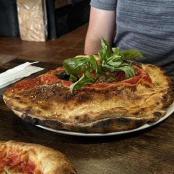 Atmosphere - Vezuvio - Italian Near Me - Sarasota, Florida