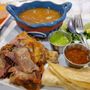 La Familia Callejas mexican food