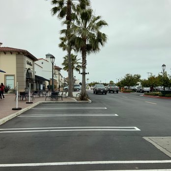 Outlets at San Clemente - Outlet Stores Near Me - San Clemente, California
