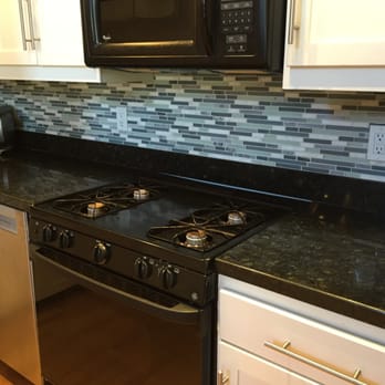 Alex's Custom Tile - Glass and stone mosaic tiles - General Contractors Near Me Alex's Custom Tile - Glass and stone mosaic tiles - General Contractors Near Me