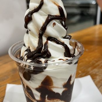 Honeymee - Ice Cream & Frozen Yogurt Near Me - Irvine, California