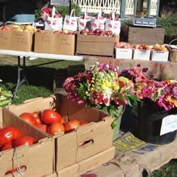 New Boston Farmers Market - Trombley Farms