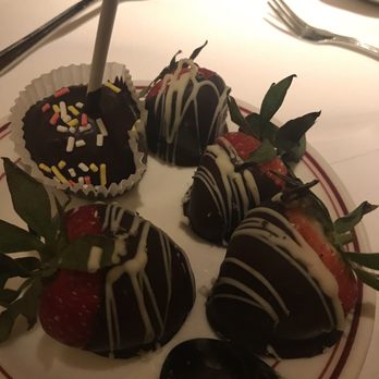 Shaw's Crab House - Cake pop and chocolate dipped strawberries... - Seafood Near Me - Chicago, Illinois Shaw's Crab House - Cake pop and chocolate dipped strawberries... - Seafood Near Me - Chicago, Illinois