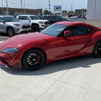 Kolosso Toyota - Car Dealers Near Me - Appleton, Wisconsin