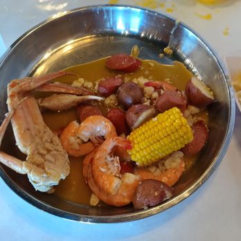 Cajun Crack'n - Special 1 seafood boil with garlic butter with seasoning and mild spice - Seafood Near Me - Milpitas, California