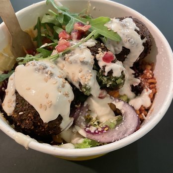 Garbanzo - Falafel bowl: roasted eggplant and garbanzo, pomegranate, chicory, hummus, Excellent. Sustainable utensils. 5.20.23 - Mediterranean Near Me - Copenhagen, 84 Garbanzo - Falafel bowl: roasted eggplant and garbanzo, pomegranate, chicory, hummus, Excellent. Sustainable utensils. 5.20.23 - Mediterranean Near Me - Copenhagen, 84