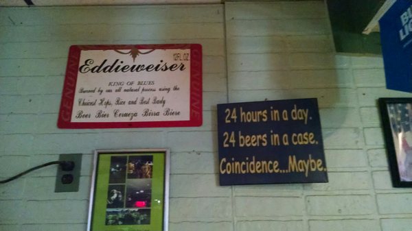 Fast Eddie's Bar & Grill by null