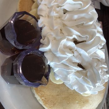 Pancake Palace - Banana Cakes. - Breakfast & Brunch Near Me - North Highlands, California
