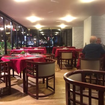 Vatrouchka - front part of the restaurant - Russian Near Me - Paris, 75