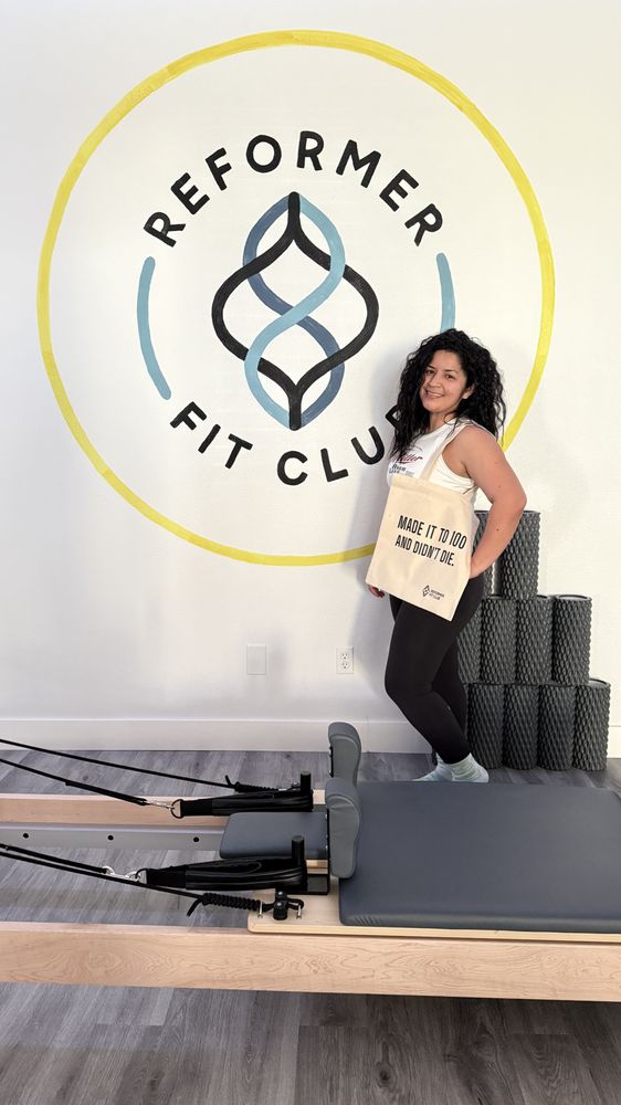 Reformer Fit Club Logo
