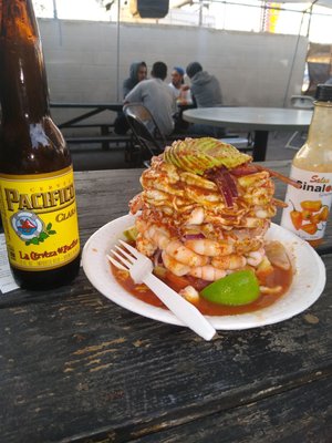 Mariscos Los Sitios by null