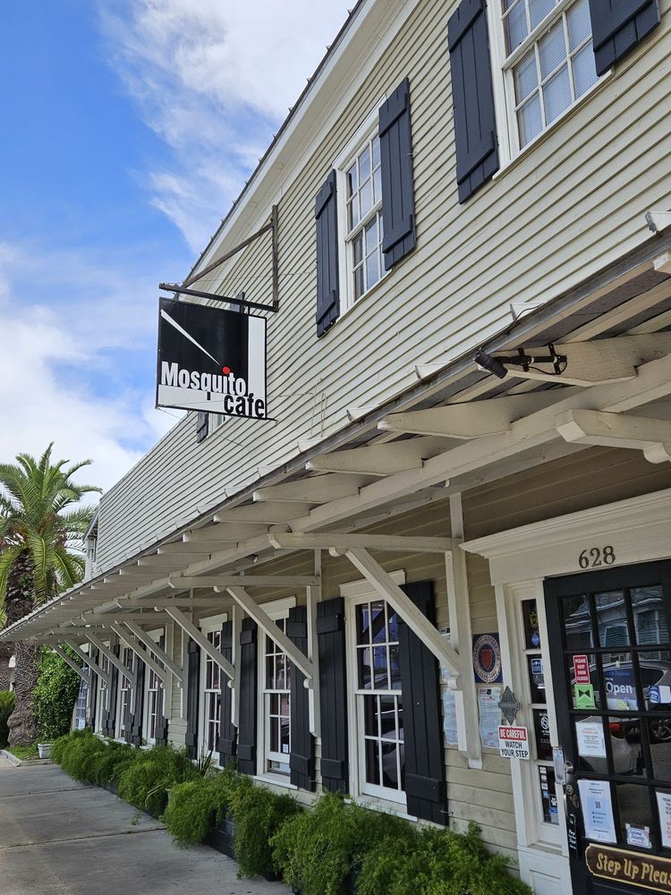 Mosquito Cafe
