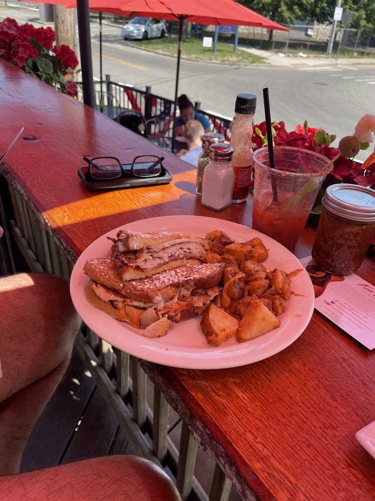 LOCAL ROOTS - Updated October 2024 - 21 Photos & 44 Reviews - 186 Water St, Plymouth