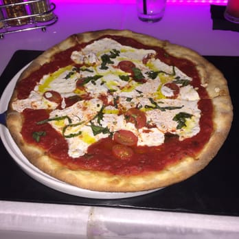 VB3 Pizzeria - Margherita pie - Italian Near Me - Jersey City, New Jersey VB3 Pizzeria - Margherita pie - Italian Near Me - Jersey City, New Jersey