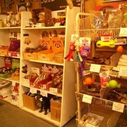 Curve Feed & Supply