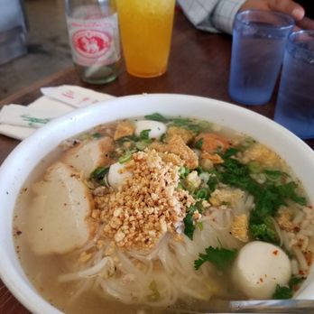 Bowl Thai - Tom yum noodle soup - Thai Near Me - Gardena, California