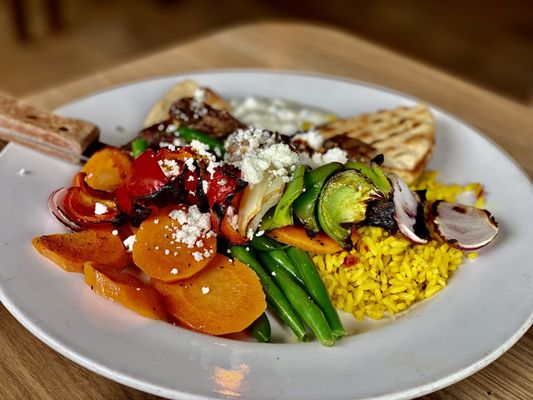 Yanni's Bar & Grill by null
