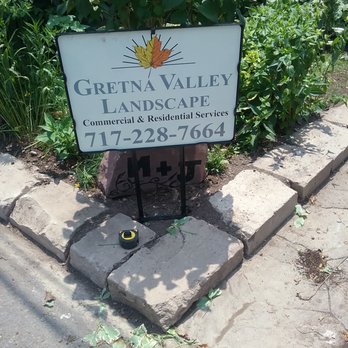 Gretna Valley Landscape - Natural Stone Block Bed Edge - Snow Removal Near Me