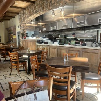 Avenue Gyro - Kitchen / Dining area - Mediterranean Near Me - The Bronx, New York